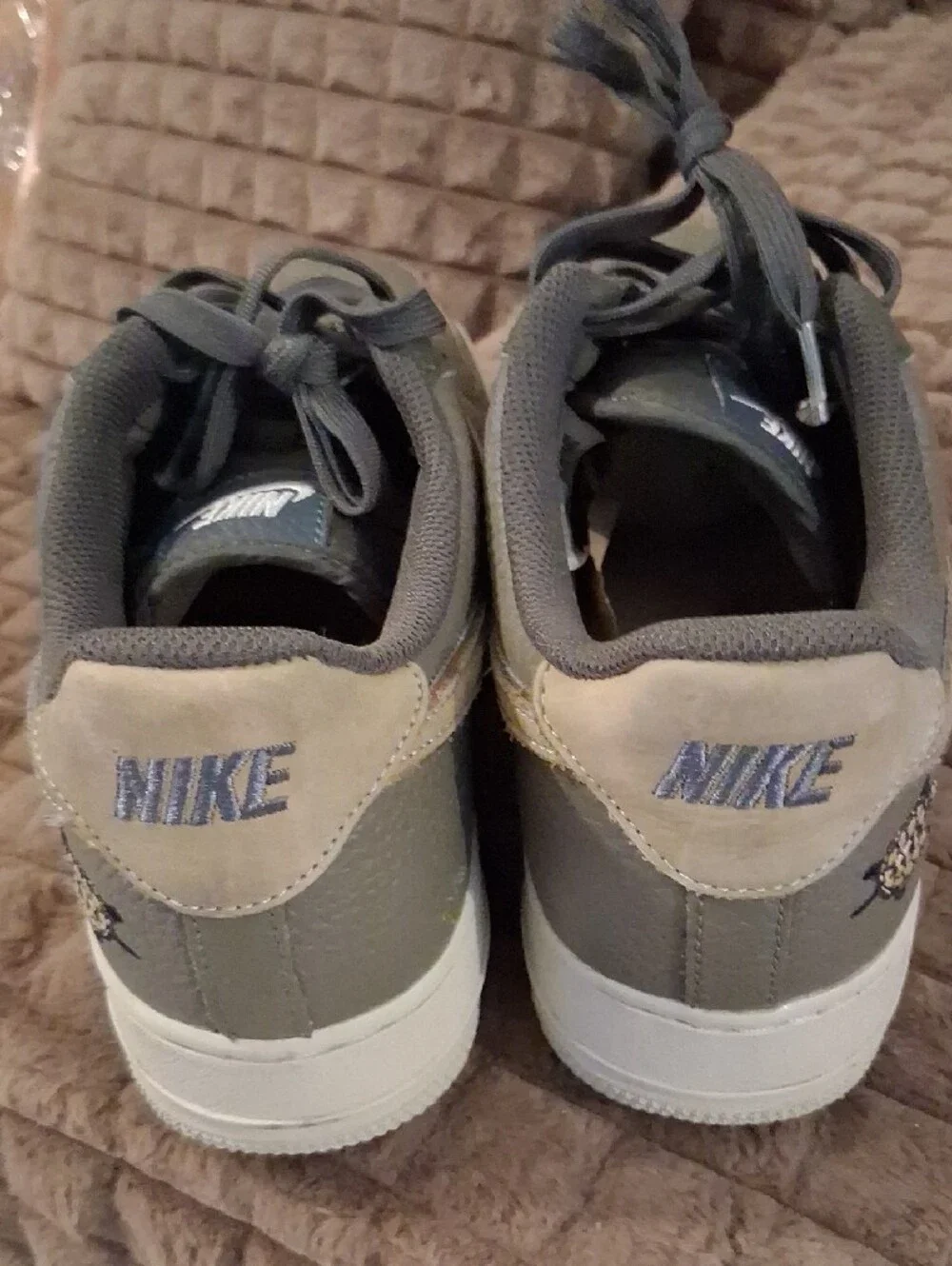Nike Low-Top Sneakers — Olive Green with Cream Swoosh